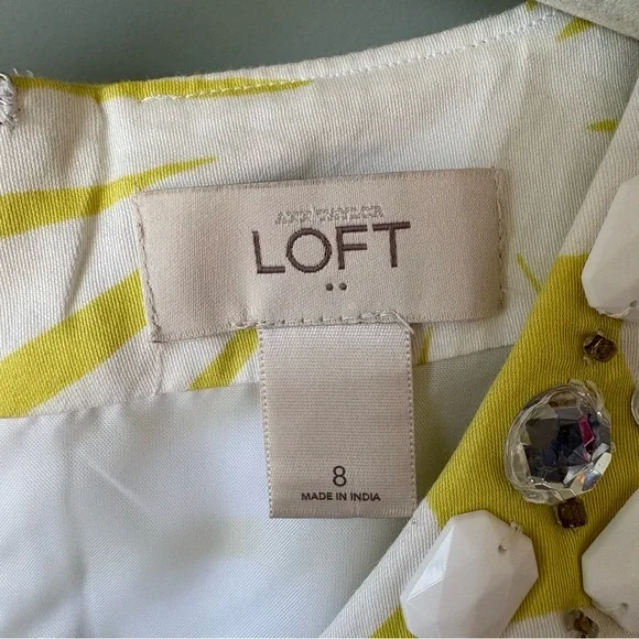 LOFT Outlet Yellow & White Floral Beaded Neckline Dress Size 8 - 1687 - Picture 6 of 12